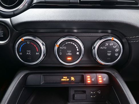 Used 2021 MAZDA MX-5 Miata Grand Touring image 18