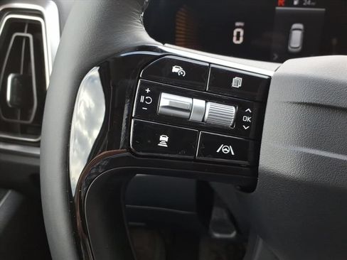 Used 2026 Kia Sorento LX FWD image 23