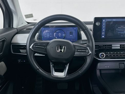 Used 2024 Honda Prologue Touring image 18