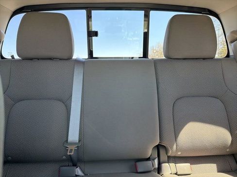 Used 2020 Nissan Frontier SV image 29