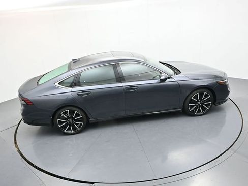 Used 2023 Honda Accord Touring image 37
