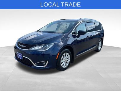Used 2018 Chrysler Pacifica Touring-L Plus w/ Advanced Safetytec Group