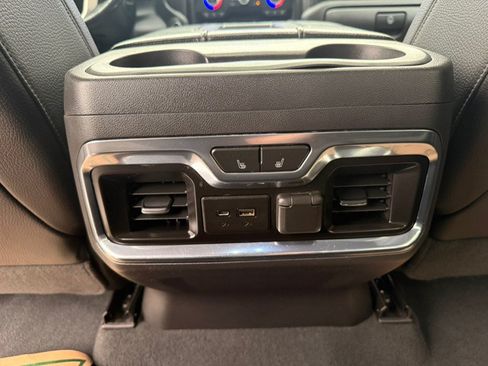 Used 2021 GMC Sierra 1500 Denali w/ Denali Ultimate Package AWD/4WD image 24
