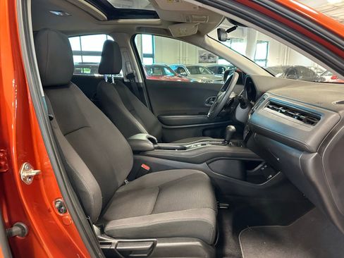 Used 2019 Honda HR-V EX image 37