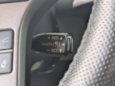 Used 2023 Toyota Tacoma TRD Off-Road w/ Technology Package image 19