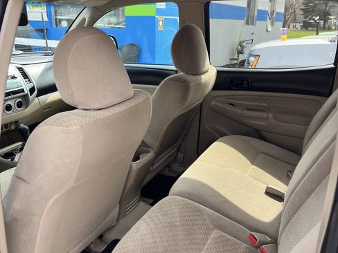 Used 2010 Toyota Tacoma 4x4 Double Cab image 11