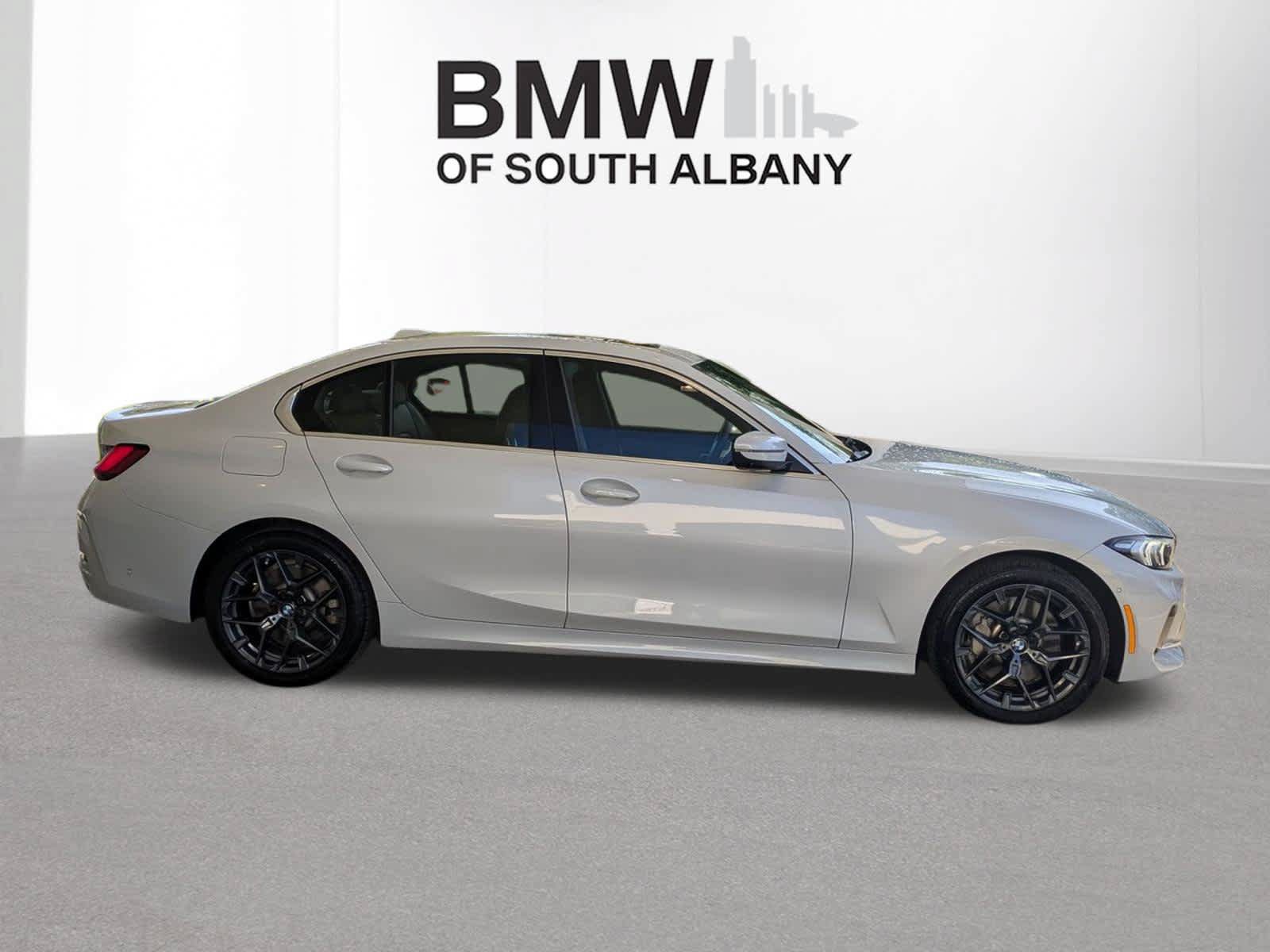 Used 2026 BMW 330i xDrive Sedan w/ Premium Package AWD/4WD image 2