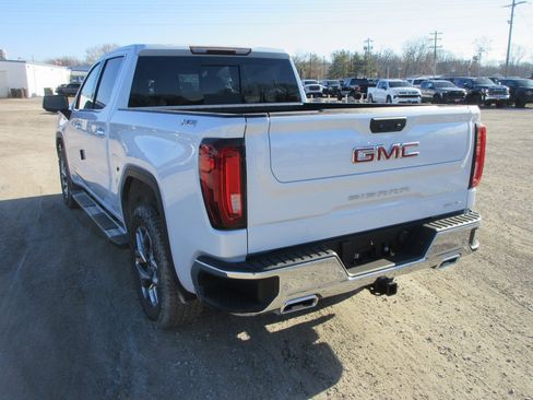 New 2026 GMC Sierra 1500 SLT w/ SLT Premium Plus Package image 9