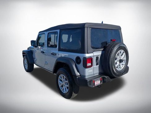 Used 2023 Jeep Wrangler Unlimited Sport AWD/4WD image 5