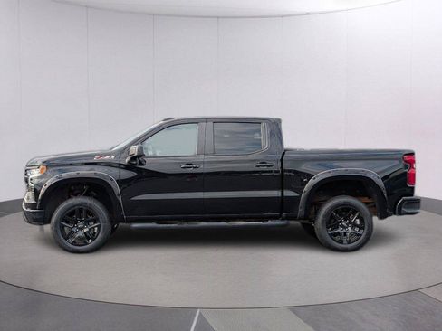Used 2024 Chevrolet Silverado 1500 RST w/ Convenience Package II AWD/4WD image 2