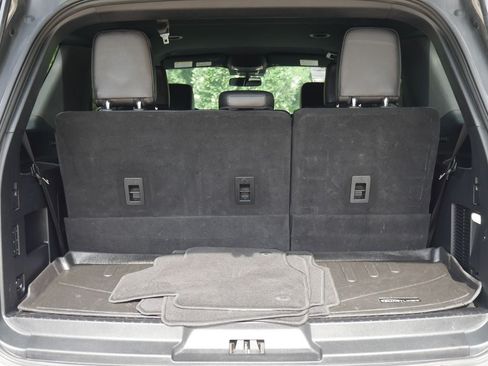Used 2021 Ford Expedition XLT AWD/4WD image 16
