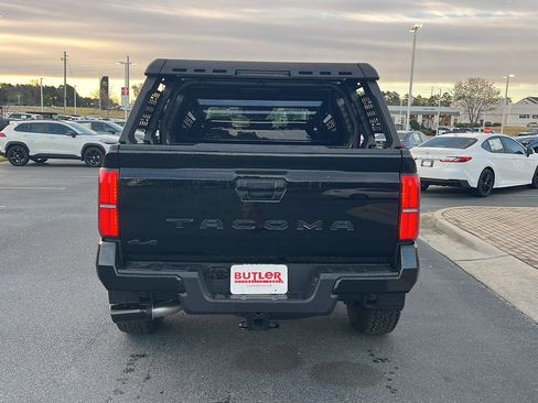 New 2025 Toyota Tacoma SR5 image 5