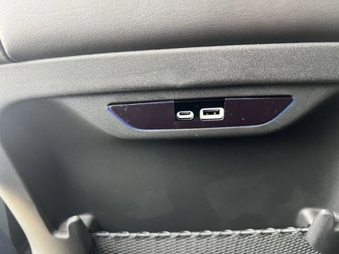 New 2026 Chrysler Pacifica Select w/ S Appearance Package image 29