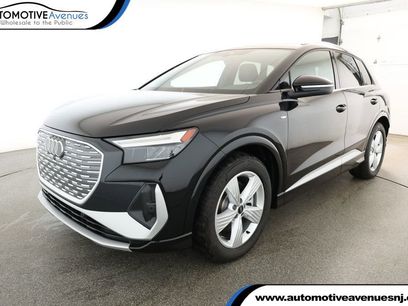 Used 2025 Audi Q4 e-tron Premium