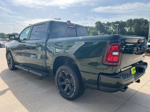 New 2026 RAM 1500 Express AWD/4WD image 9