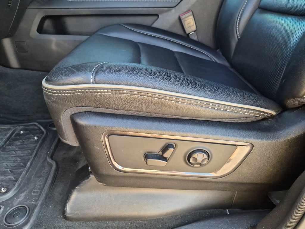 Used 2022 RAM 1500 Limited AWD/4WD image 17