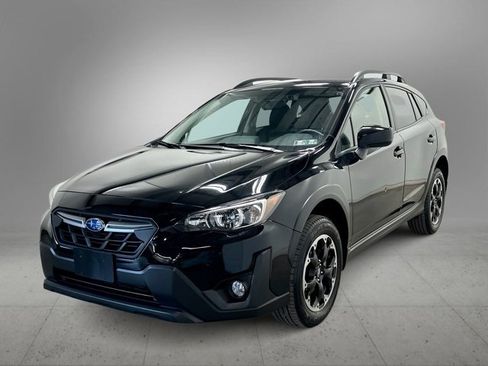 Certified 2022 Subaru Crosstrek 2.0i Premium image 1