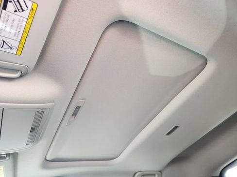 Used 2025 MAZDA CX-30 AWD 2.5 S w/ Preferred Package image 18