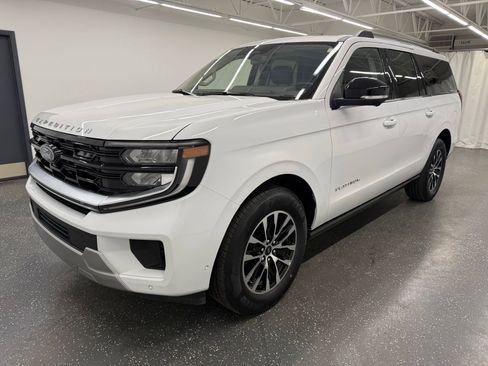 Used 2025 Ford Expedition Max Platinum AWD/4WD image 4