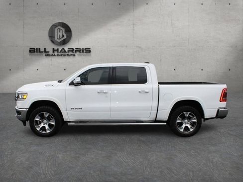 Used 2022 RAM 1500 Laramie AWD/4WD image 4