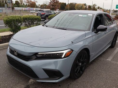 Used 2024 Honda Civic Sport image 9
