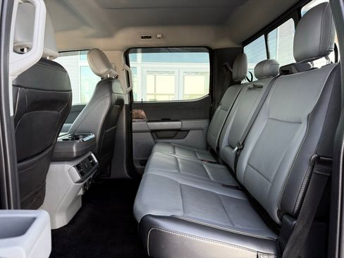 Used 2021 Ford F150 Lariat image 27