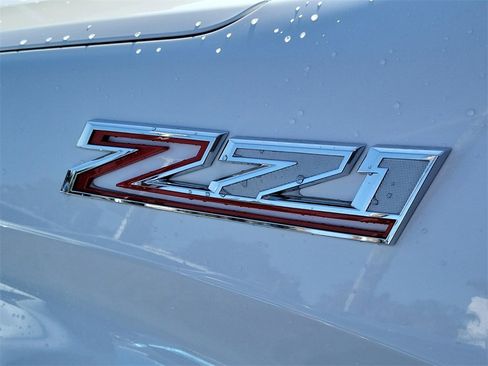 Used 2022 Chevrolet Silverado 1500 LTZ w/ LTZ Premium Package image 29