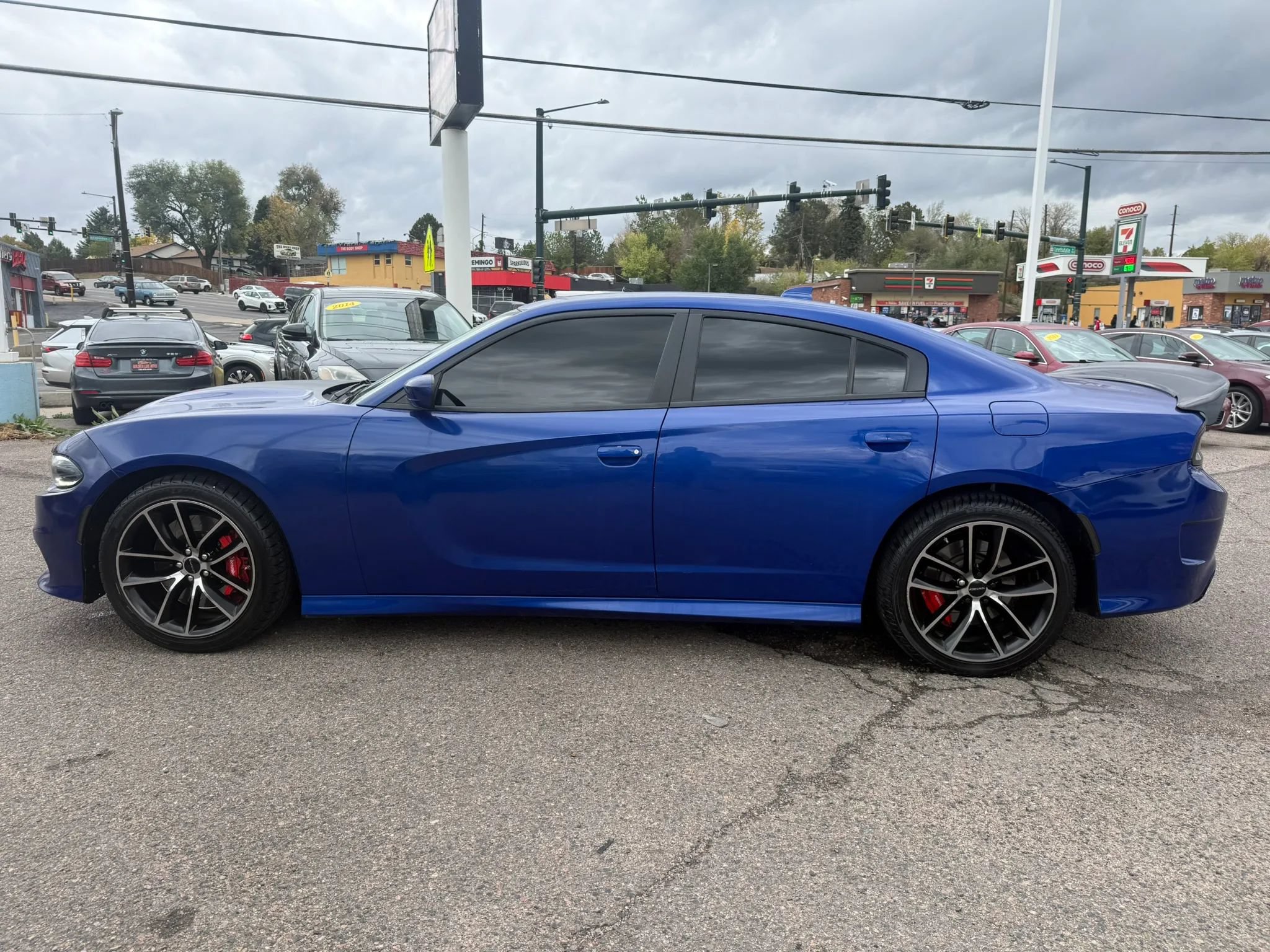 Used 2018 Dodge Charger R/T RWD image 8