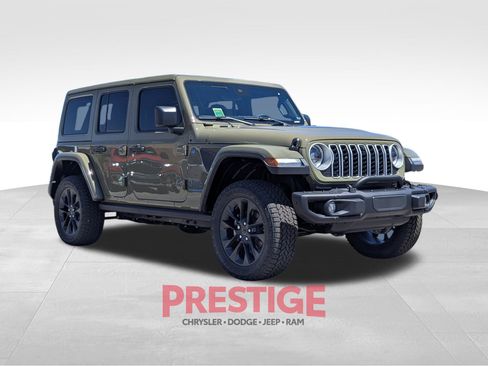New 2025 Jeep Wrangler Unlimited Sahara AWD/4WD image 3