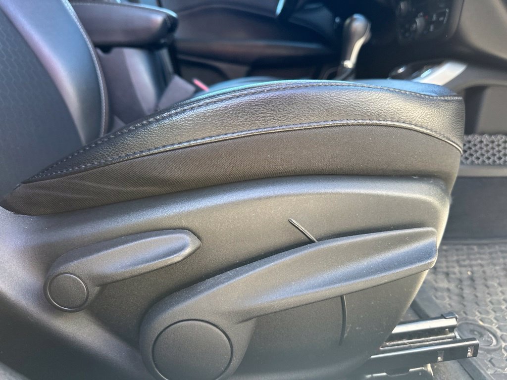 Used 2019 Jeep Compass Latitude w/ Popular Equipment Group AWD/4WD image 37