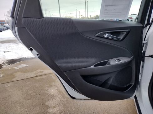 Used 2024 Chevrolet Malibu LT image 12