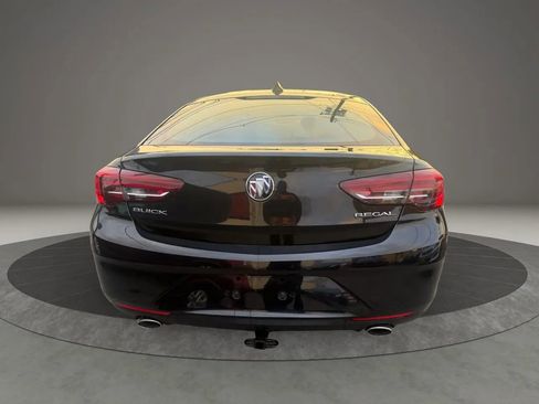 Used 2018 Buick Regal Essence image 6