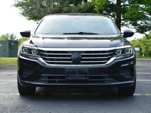Used 2020 Volkswagen Passat 2.0T SE FWD image 2