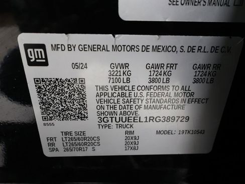 Certified 2024 GMC Sierra 1500 AT4 w/ Technology Package image 36
