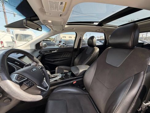 Used 2017 Ford Edge Sport w/ Equipment Group 401A AWD/4WD image 15