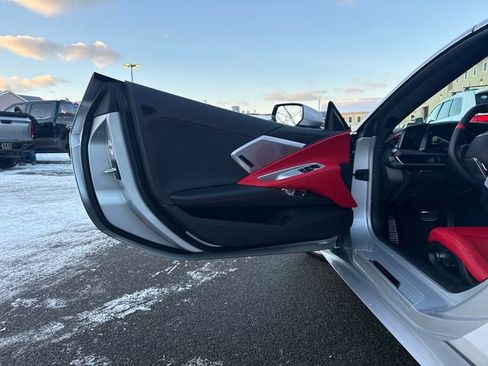 Used 2026 Chevrolet Corvette Stingray Preferred Cpe w/ Z51 Performance Package image 15