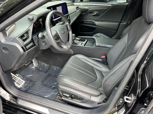 Certified 2024 Lexus ES 300h F Sport w/ Accessory Package (Z2) FWD image 9