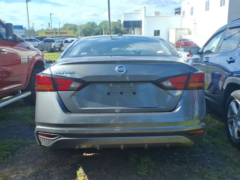Used 2019 Nissan Altima 2.5 S FWD image 4