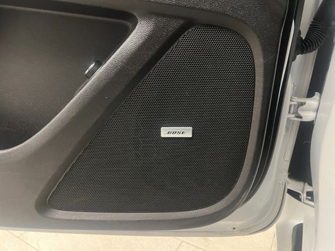 Used 2018 Chevrolet Traverse Premier image 32