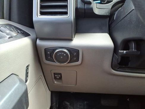 Used 2018 Ford F150 XLT RWD image 18