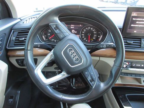 Used 2022 Audi Q5 2.0T Premium image 38