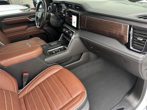 Certified 2026 GMC Sierra 2500 Denali Ultimate image 40