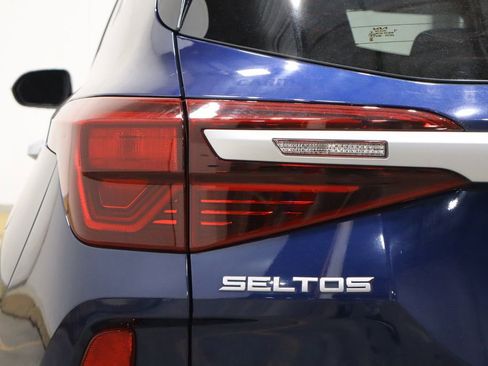 Used 2022 Kia Seltos SX image 50