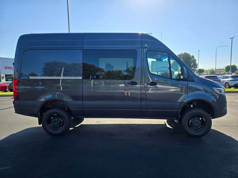 New 2026 Mercedes-Benz Sprinter 2500 image 7