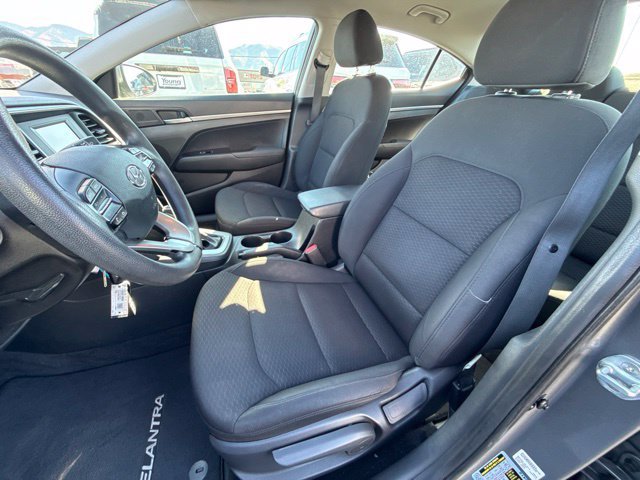 Used 2019 Hyundai Elantra SE w/ Cargo Package FWD image 8