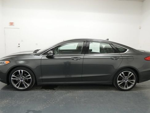 Used 2020 Ford Fusion Titanium FWD image 4