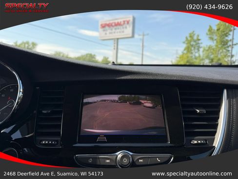 Used 2022 Buick Encore Preferred w/ Safety Package AWD/4WD image 28