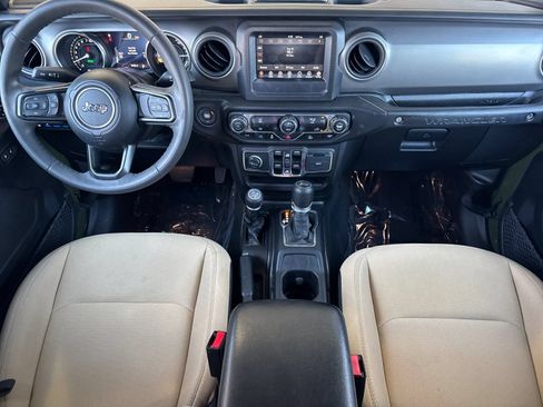 Used 2023 Jeep Wrangler Unlimited AWD/4WD image 15