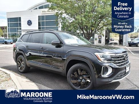 New 2026 Volkswagen Atlas SE image 1