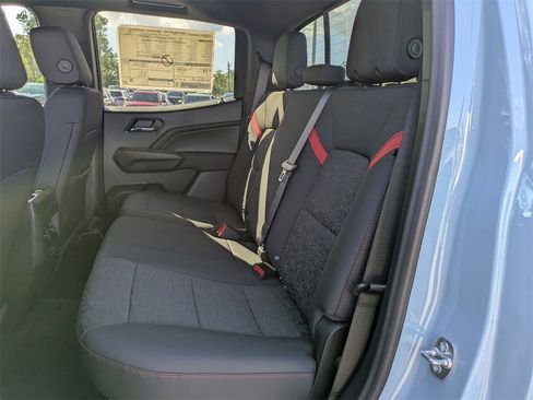 New 2025 Chevrolet Colorado Z71 w/ Technology Package image 13